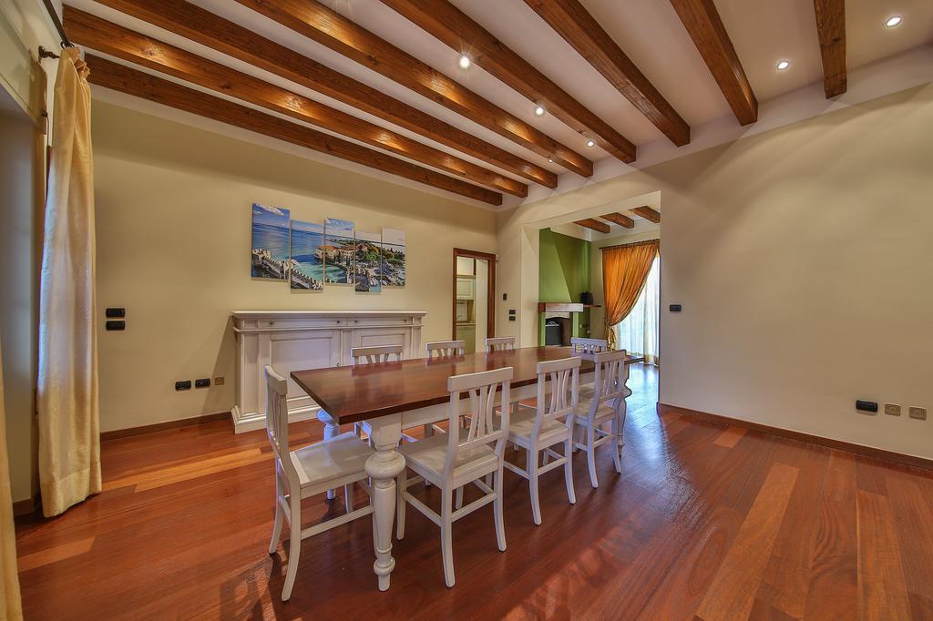Appartamento Ideal Сирмионе Экстерьер фото